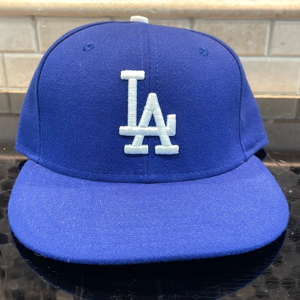 Los Angeles Dodgers size 7 1/4 New Era used hat